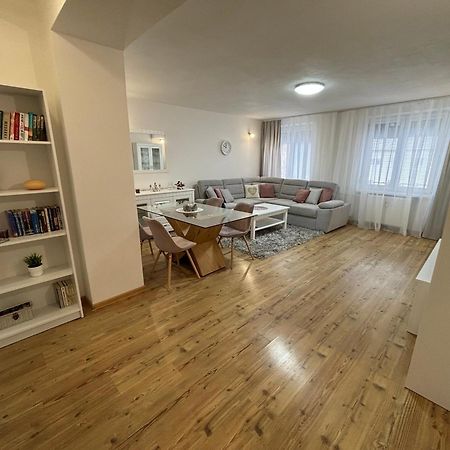 City Heart Luxury Apartment Nové Zámky Exteriér fotografie