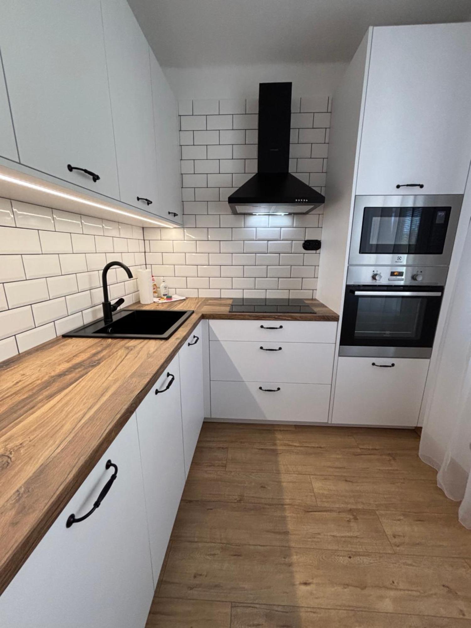 City Heart Luxury Apartment Nové Zámky Exteriér fotografie